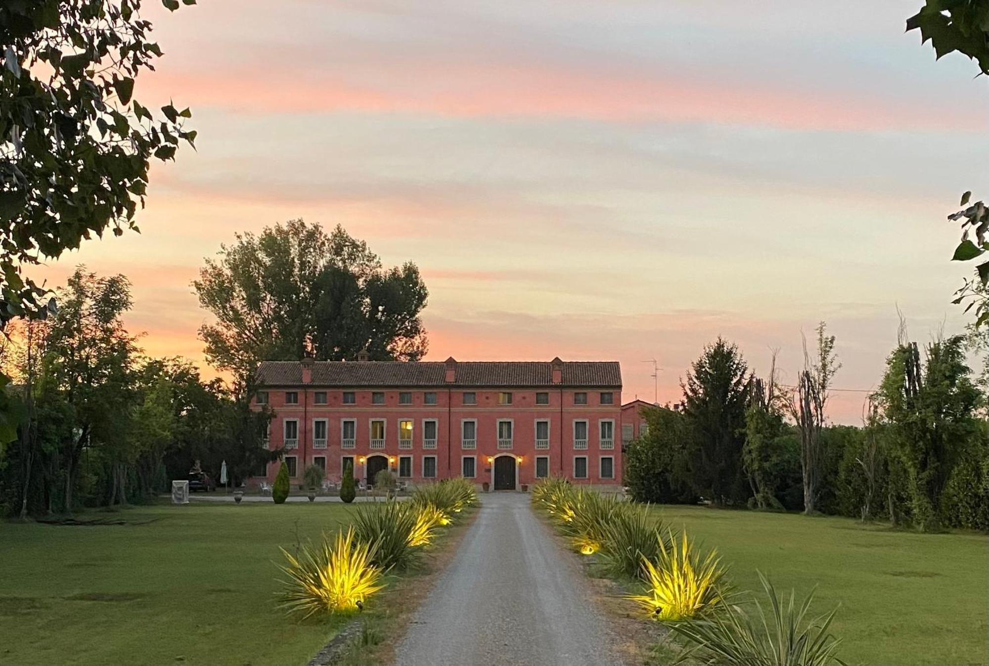 Hotel Villa Montanarini Villarotta ภายนอก รูปภาพ