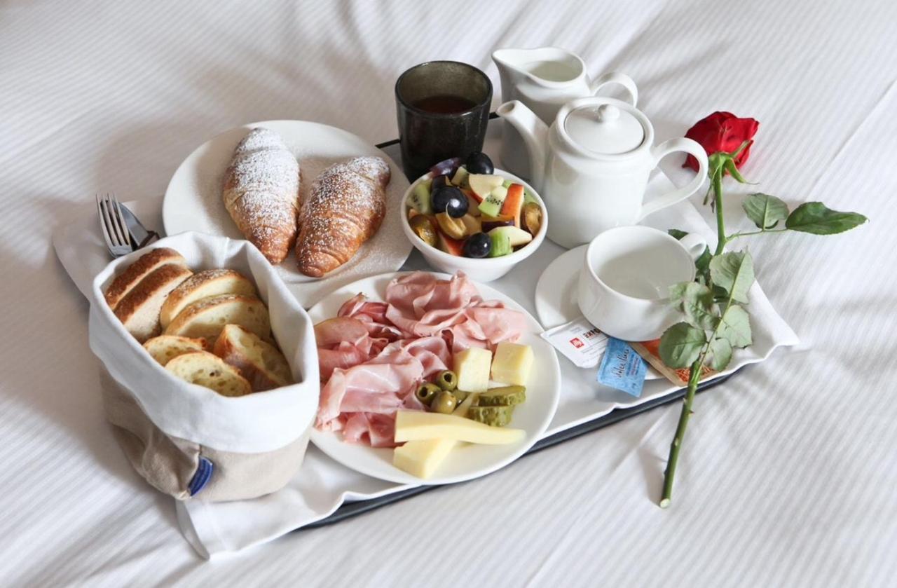 Hotel Villa Montanarini Villarotta ภายนอก รูปภาพ